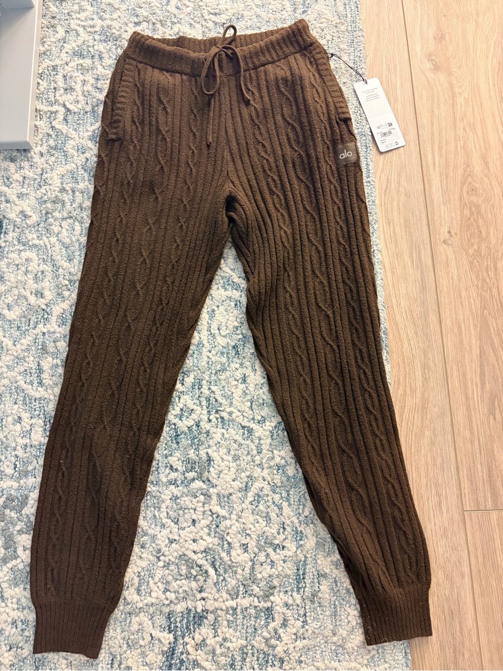 NWT ALO Cable Knit Winter Bliss Pant - Espresso